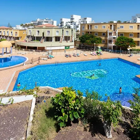 Home2book Cozy Terrace&pool Appartement